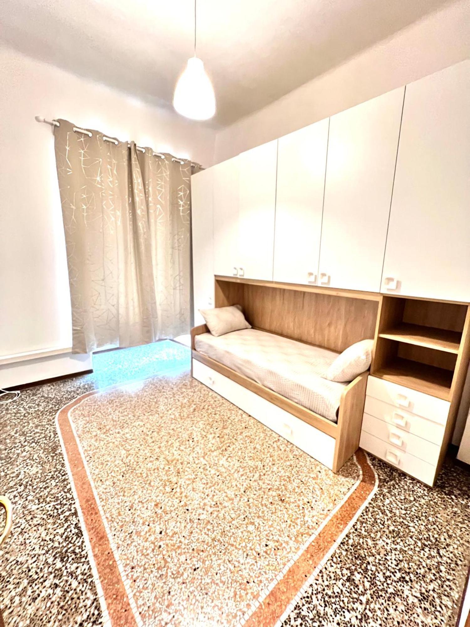 Ferienwohnung A Due Passi Da Brignole Genua Exterior foto